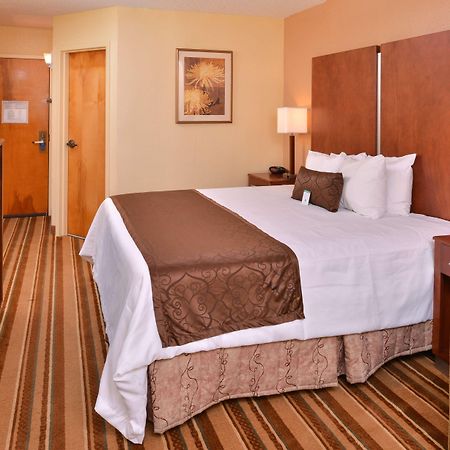 Best Western Plus Richmond Sandston Exterior foto