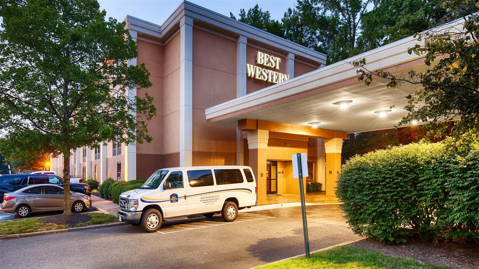 Best Western Plus Richmond Sandston Exterior foto
